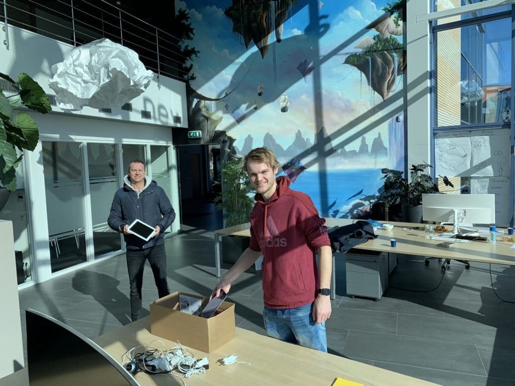 Inleveren iPads voor coronapatiënten