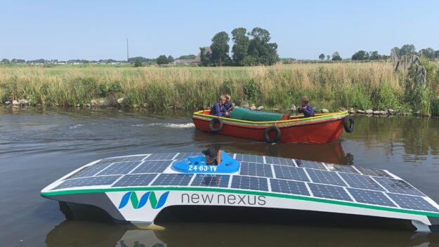 New Nexus solar boot en de Kameleon