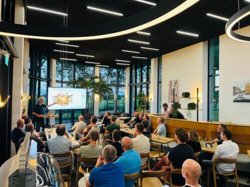 Ynte Jan Kuindersma presenteert bij Power BI Gebruikersgroep