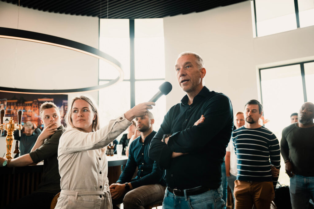 Collega's aan het woord tijdens Open Space van New Nexus met futuroloog Tony Bosma Collega's aan het woord tijdens Open Space van New Nexus met futuroloog Tony Bosma