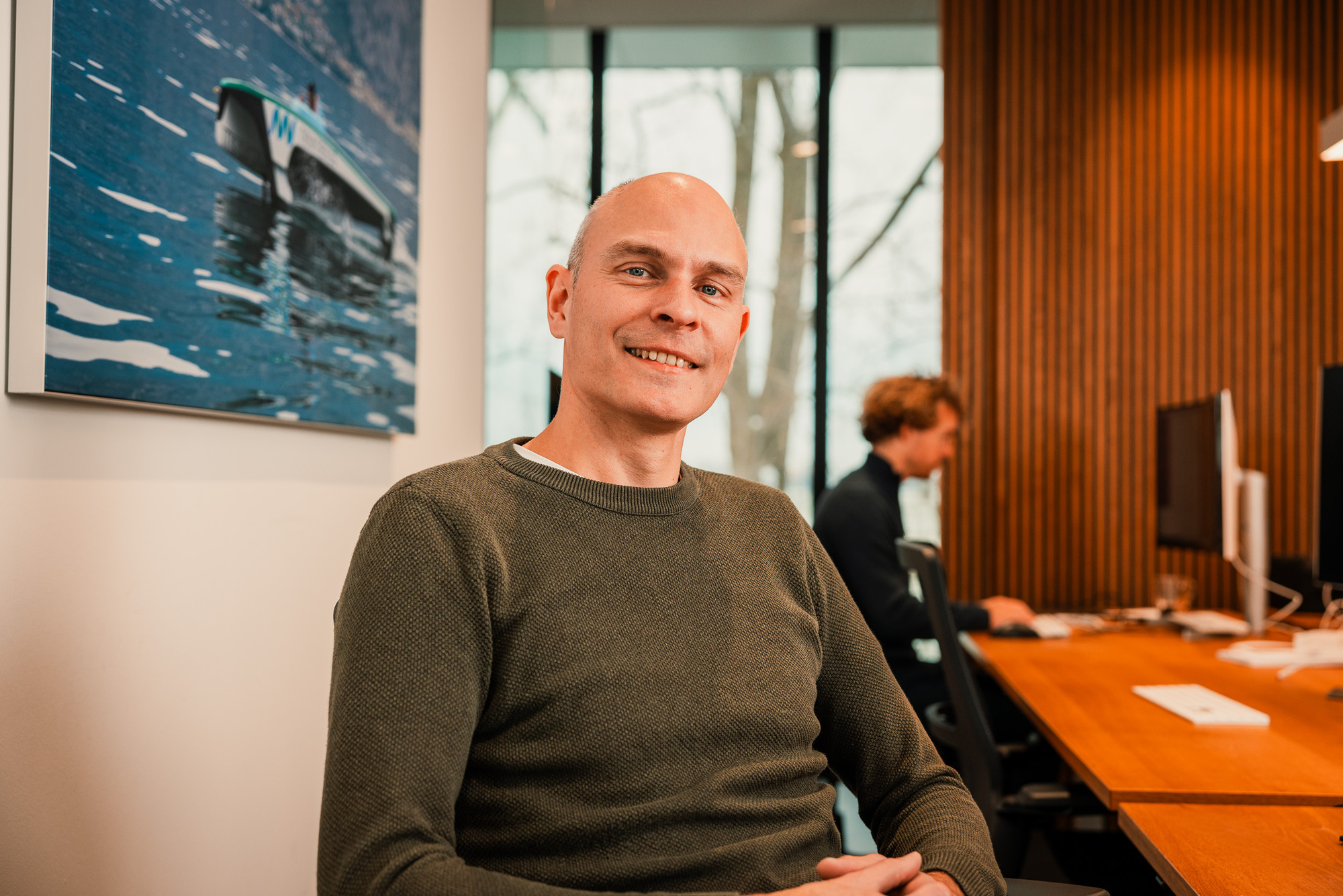 Richard Gerrits portretfoto werkplek Portretfoto Richard Gerrits solution architect New Nexus op zijn werkplek