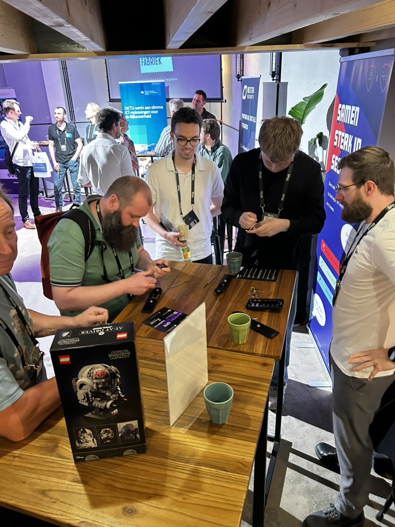 Bsides Groningen lockpicking