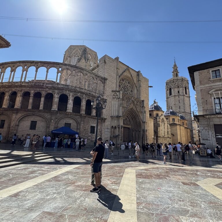 Monumentaal plein Valencia