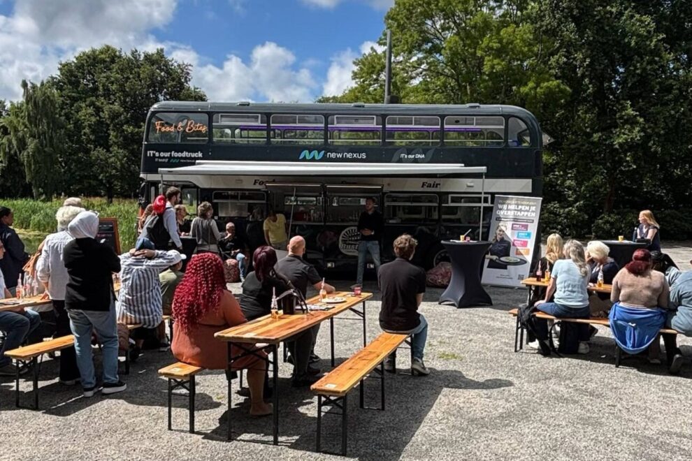 Buster op slotevent leerlingen van SVO vakopleidingen