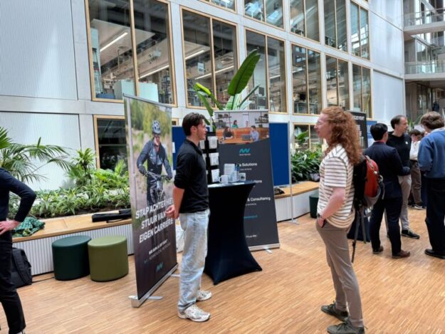 Thijs Lukkien in gesprek met nieuwe generatie IT-professionals