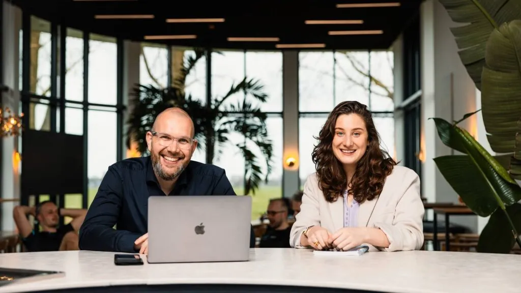 Michel en suus frontaal website header Image